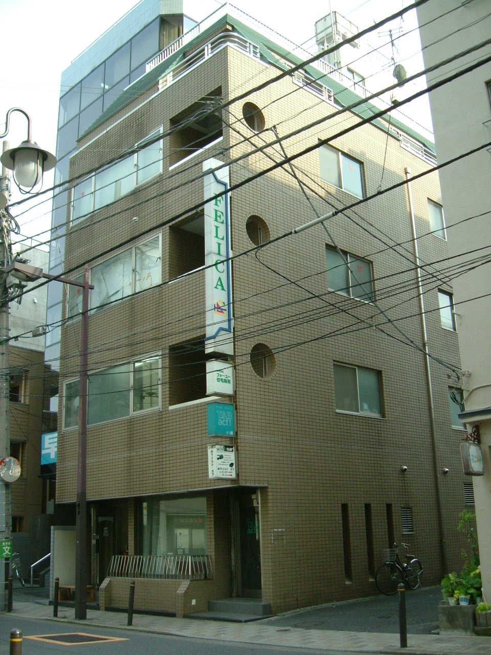 講座開催教室(SHIMAビル3F)外観